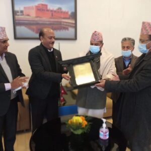 सिबिफिनद्वारा राष्ट्र बैंकका गभर्नरलाई सम्मान तथा अध्ययन प्रतिवेदन पेश